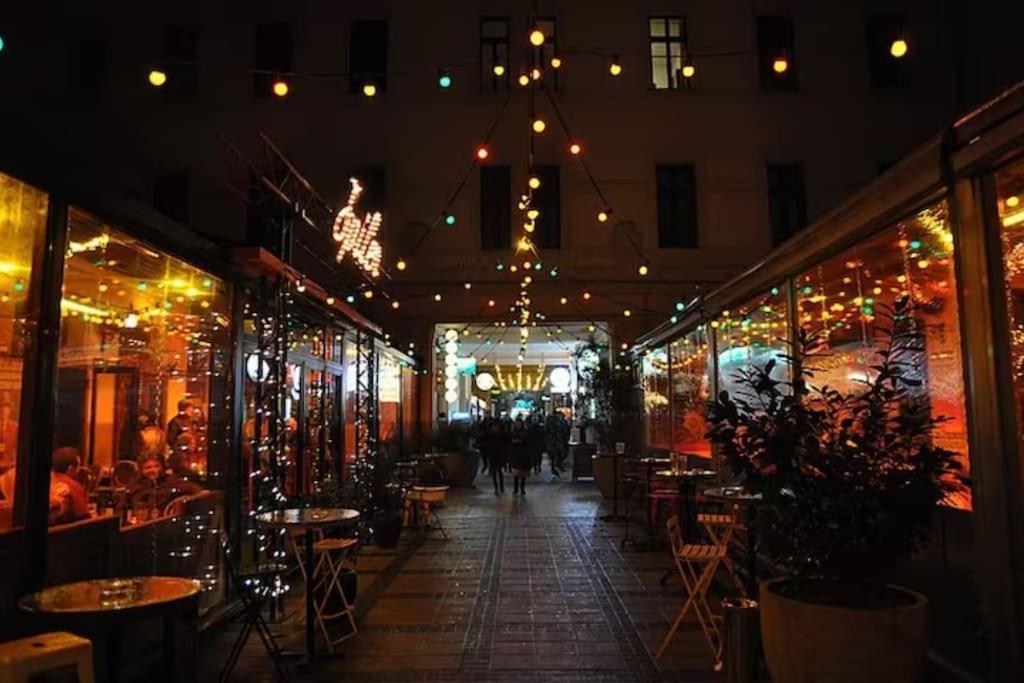Peppy Home Of Harmony Budapest Exterior foto